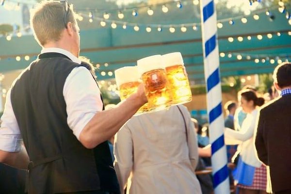 Festival de la Bière à Cologne : Un Guide Complet pour Profiter de la Fête